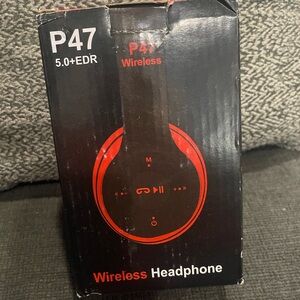 P47 Wireless Headphones - Black